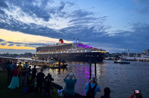 Teaserbild Auf hoher See - von Pauschal bis Superluxus